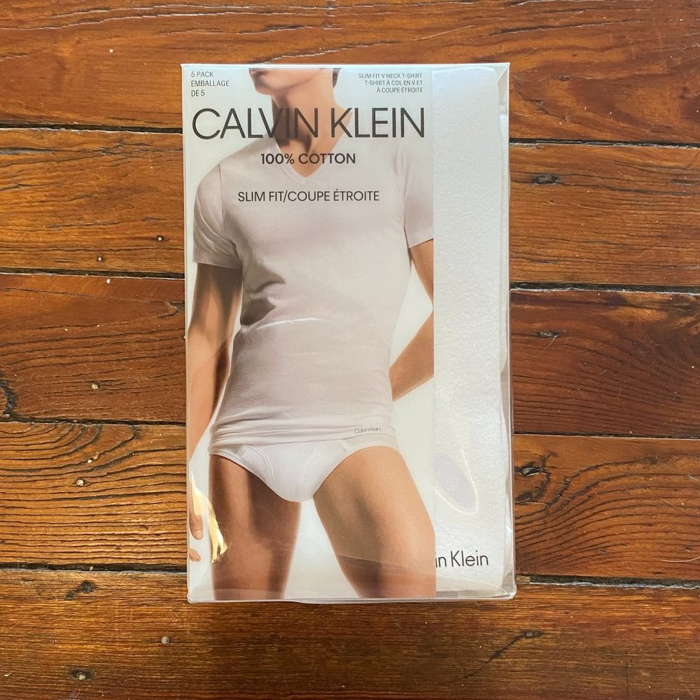 Calvin Klein L White V Neck T-Shirt (5 pack)